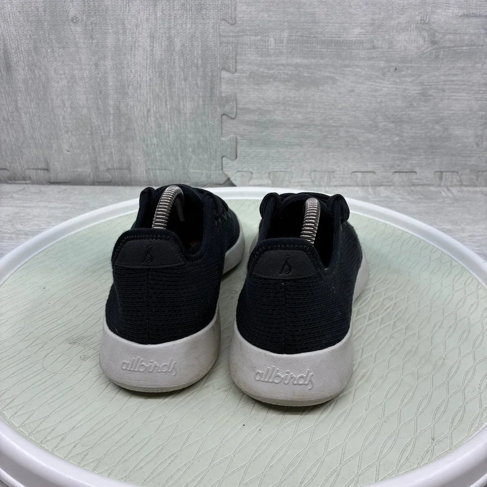 Allbirds Tree Runners Women's 9 Black Eucalyptus Fiber Sneakers 0621 RM1
